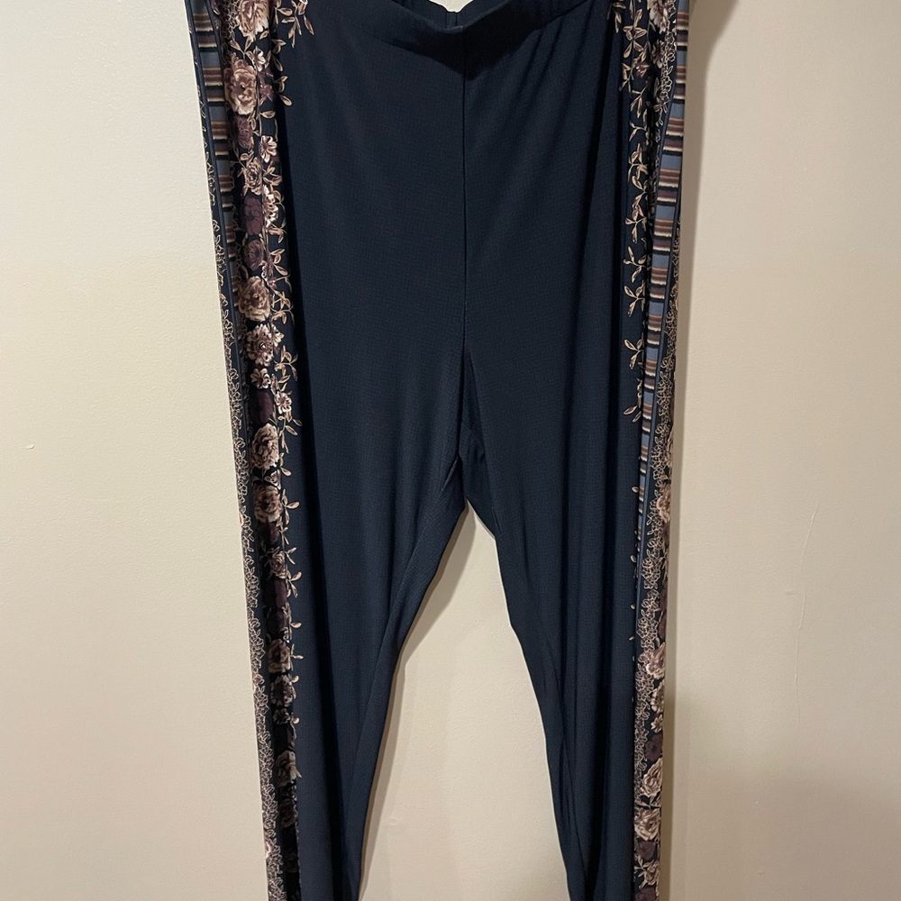 Susan Graver Black and Brown Leggings with Stylish Side Panels